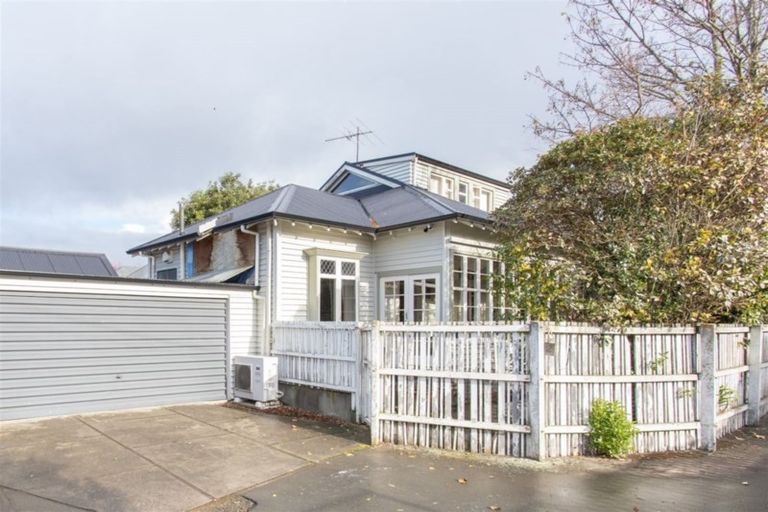 Photo of property in 12 Stratford Street, Merivale, Christchurch, 8014