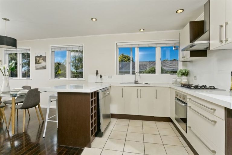 Photo of property in 51 Sycamore Drive, Sunnynook, Auckland, 0620