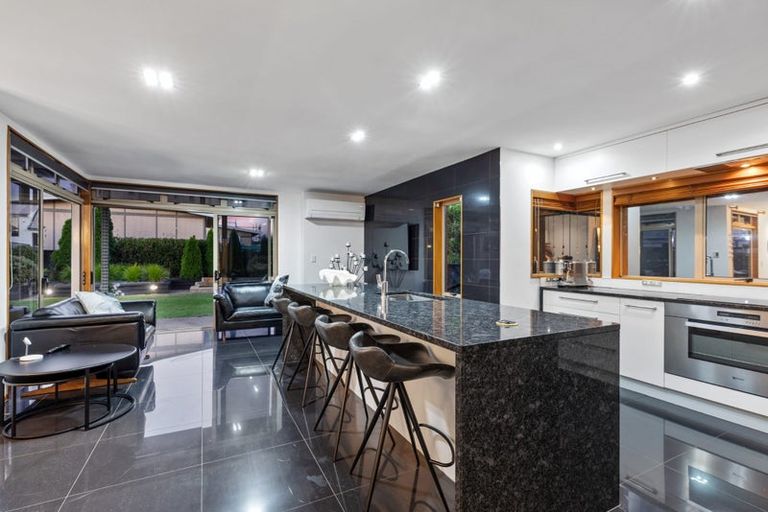 Photo of property in 299 Oceanbeach Road, Mount Maunganui, 3116