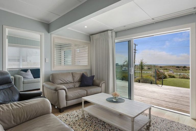 Photo of property in 138 Seaforth Road, Waihi Beach, 3611