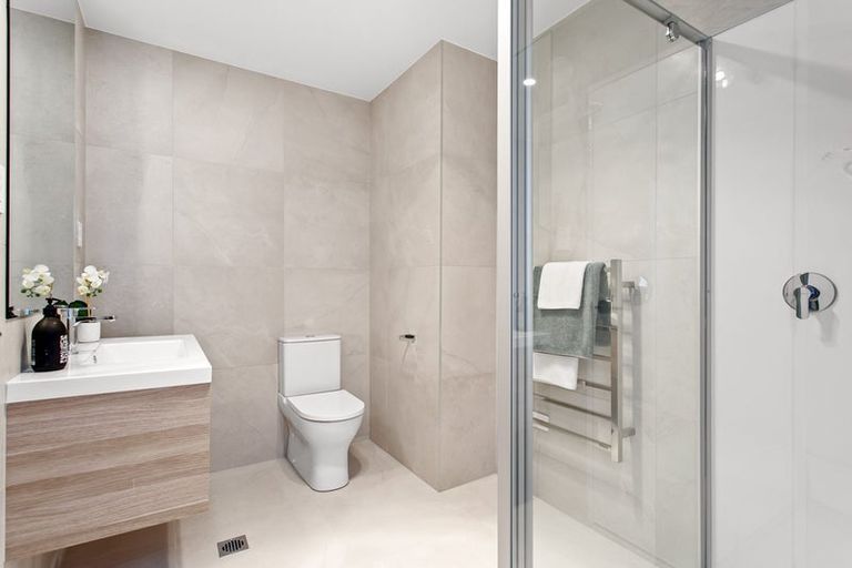 Photo of property in 27 William Calvert Drive, Swanson, Auckland, 0614