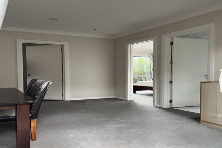 Photo of property in 128 Greenhithe Road, Greenhithe, Auckland, 0632