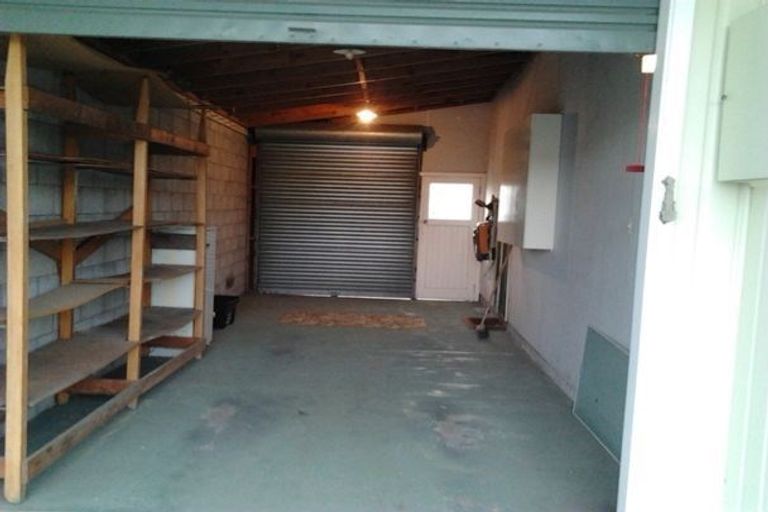 Photo of property in 3 Edwards Place, Terrace End, Palmerston North, 4410