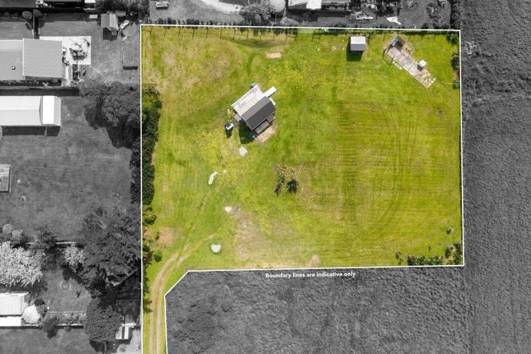 Photo of property in 22 Gawler Street, Te Horo Beach, Otaki, 5581