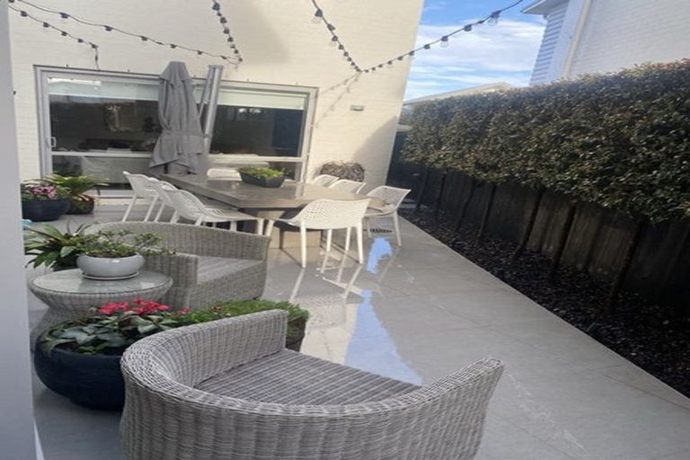 Photo of property in 7 Kotuku Lane, Hobsonville, Auckland, 0616