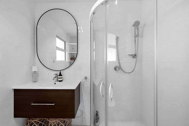 Photo of property in 14d Chilman Street, Strandon, New Plymouth, 4312