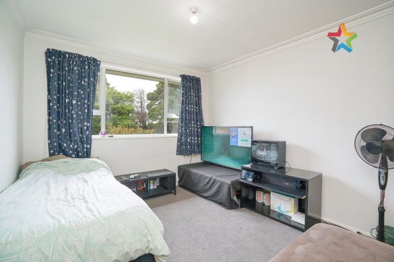 Photo of property in 10 Burns Street, Kew, Invercargill, 9812