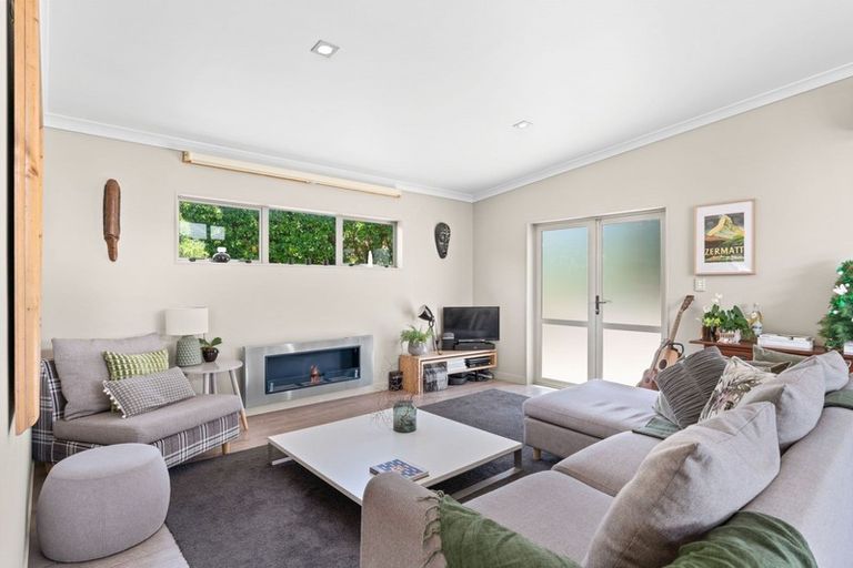 Photo of property in 381 Tara Road, Mangawhai, 0573