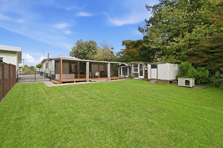 Photo of property in 11 John Road, Fairy Springs, Rotorua, 3015