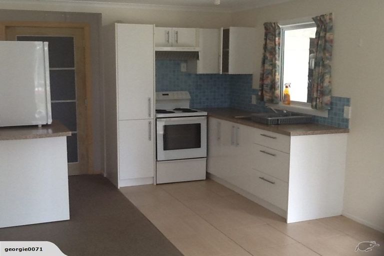 Photo of property in 14 Vienna Place, Birkenhead, Auckland, 0626