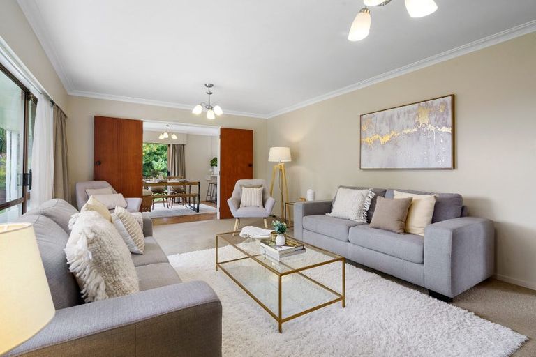 Photo of property in 3 Woodstock Crescent, Leamington, Cambridge, 3432