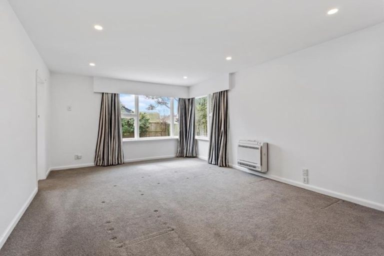 Photo of property in 2/25 Plynlimon Road, Fendalton, Christchurch, 8052