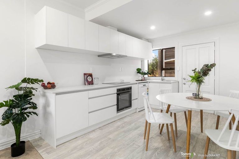 Photo of property in 69a Ellesmere Avenue, Miramar, Wellington, 6022