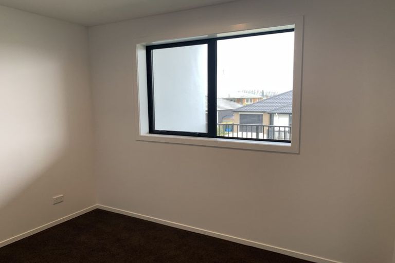 Photo of property in 4/65 Pragma Rise