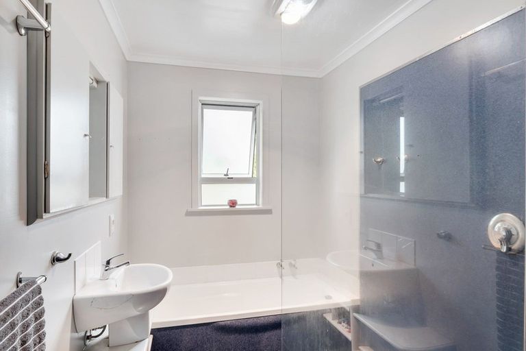 Photo of property in 541 Richmond Road, Lepperton, New Plymouth, 4373