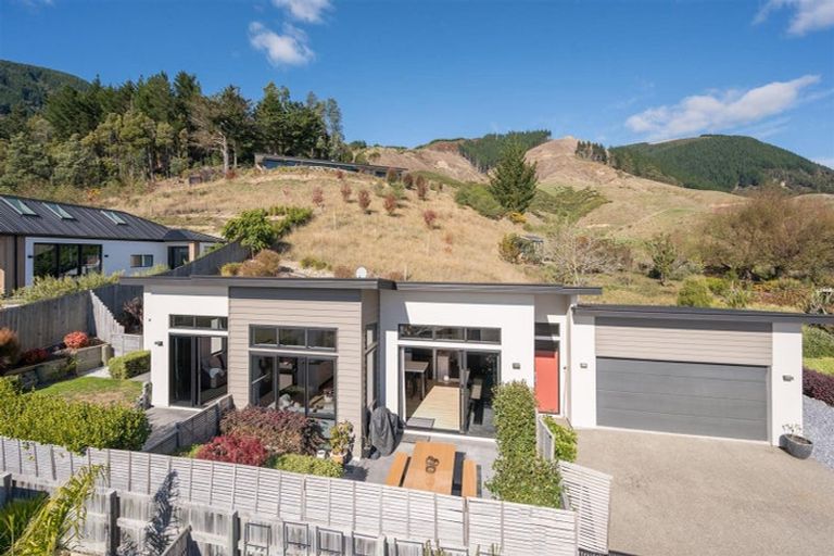 Photo of property in 7 Appletree Way, Stoke, Nelson, 7011