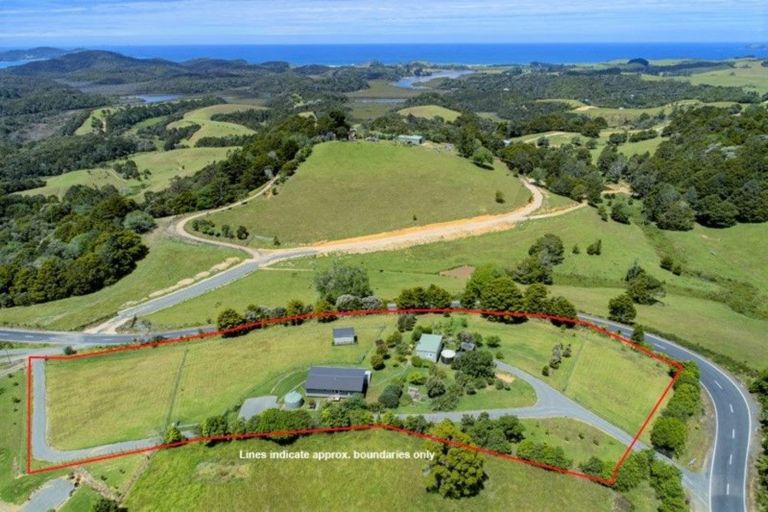 Photo of property in 965 Pataua Road North, Whareora, Whangarei, 0175