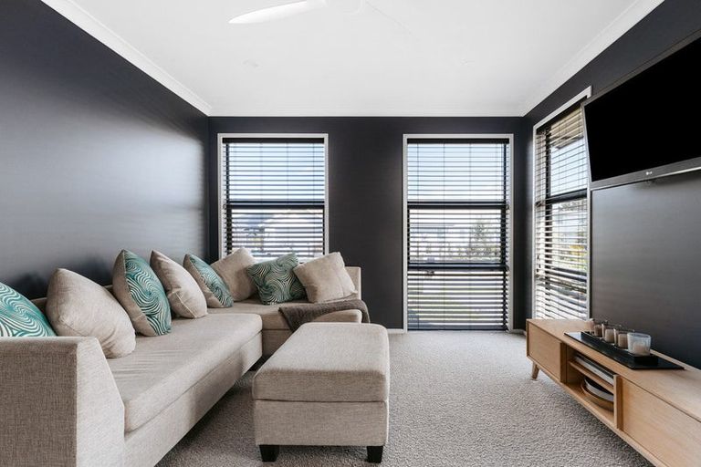 Photo of property in 12 Serenity Drive, Omokoroa, 3114