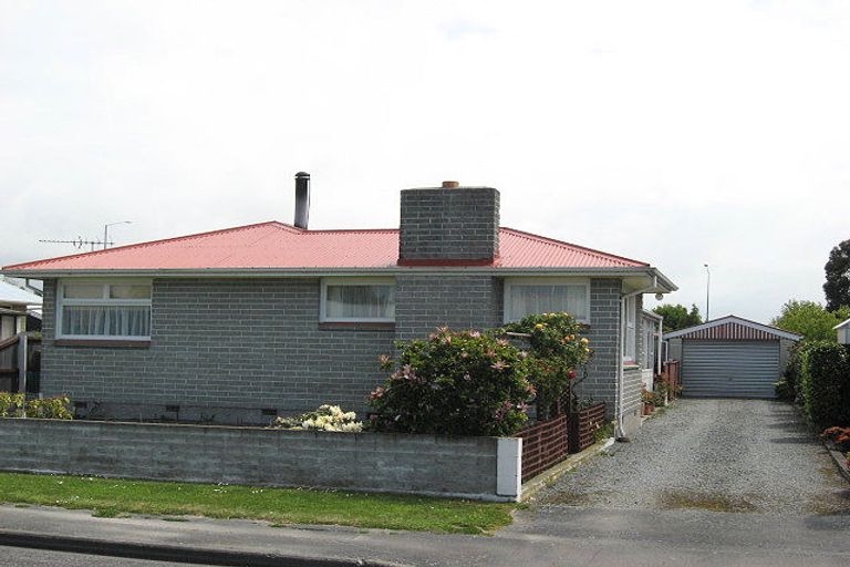 Photo of property in 16 Whitefield Street, Kaiapoi, 7630