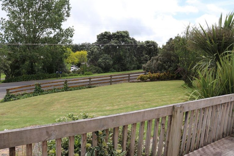 Photo of property in 83 Sim Road, Paerata, Papakura, 2580
