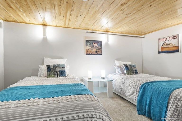 Photo of property in Stadium Garden Flats, 314/107 Thorndon Quay, Pipitea, Wellington, 6011