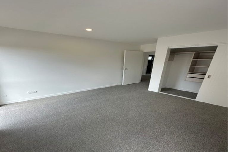 Photo of property in 60 Tiri Tiri Road, Birkdale, Auckland, 0626