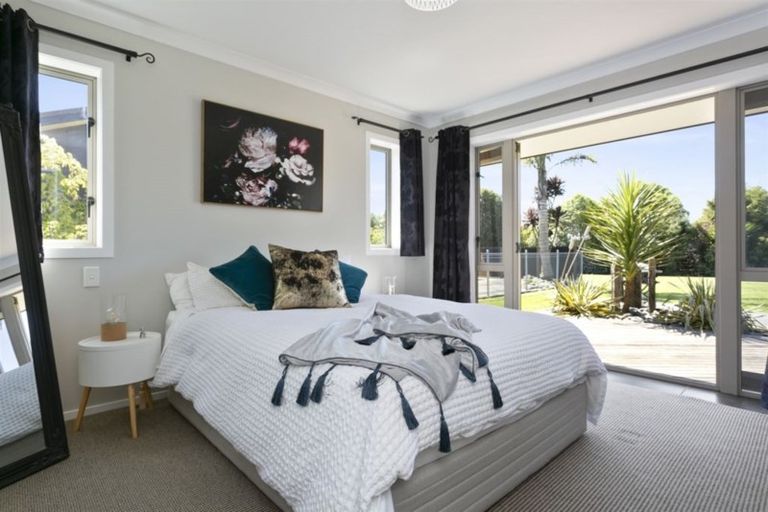 Photo of property in 61a Saint Kilda Road, Cambridge, 3434