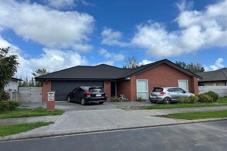 Photo of property in 30 Leebank Crescent, Riverhead, 0820