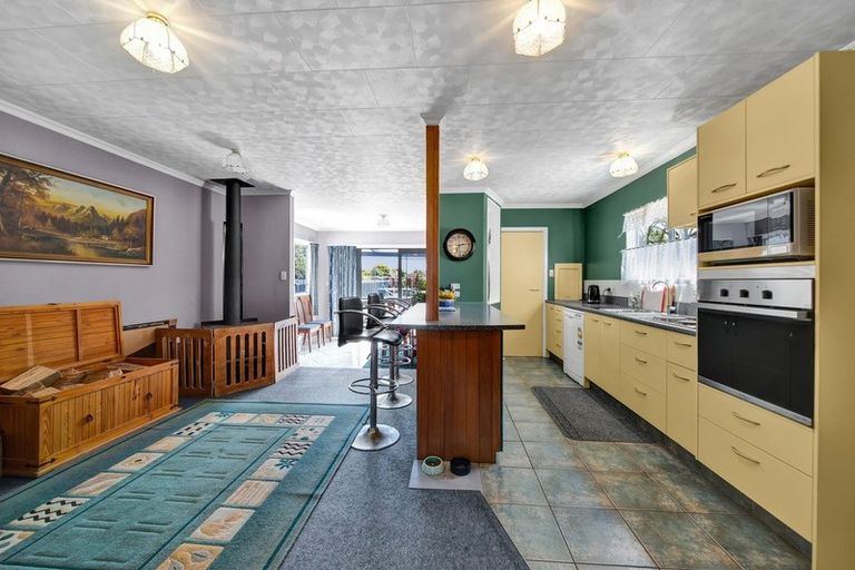 Photo of property in 15 Disraeli Street, Hawera, 4610