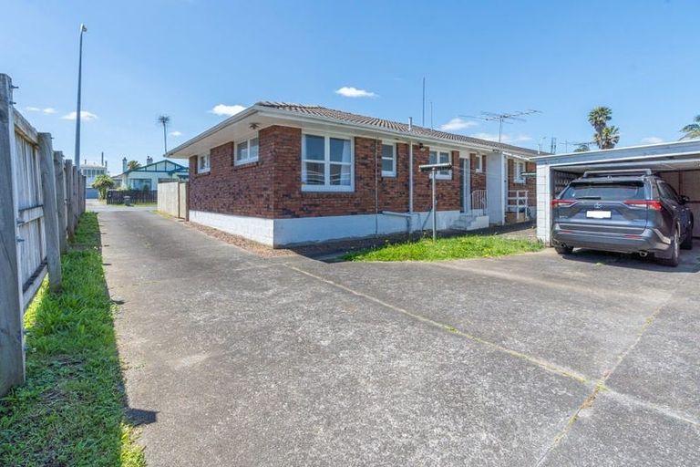 Photo of property in 3/68 Rangitoto Road, Papatoetoe, Auckland, 2025
