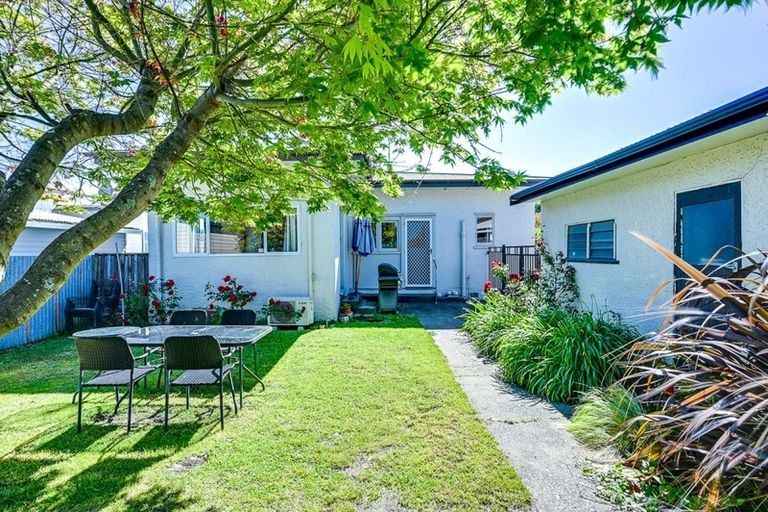 Photo of property in 605 Grove Road, Mayfair, Hastings, 4122