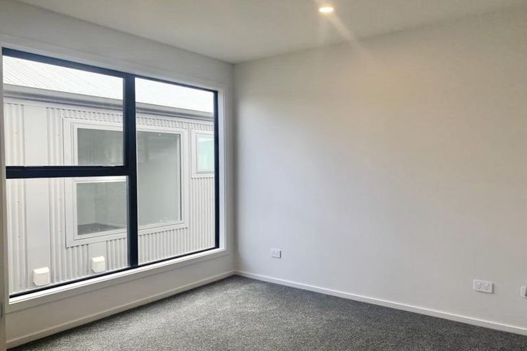 Photo of property in 54 Koreke Close, Kenepuru, Porirua, 5022