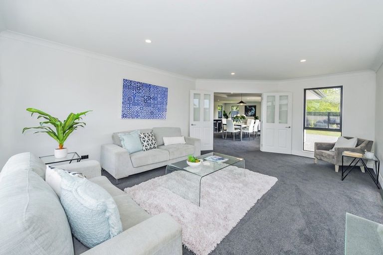 Photo of property in 15 Whitburn Avenue, Halswell, Christchurch, 8025