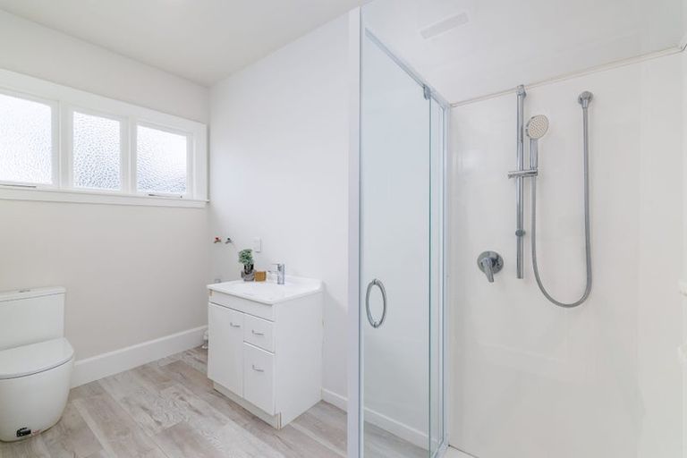 Photo of property in 13 Cuffs Road, Wainoni, Christchurch, 8061