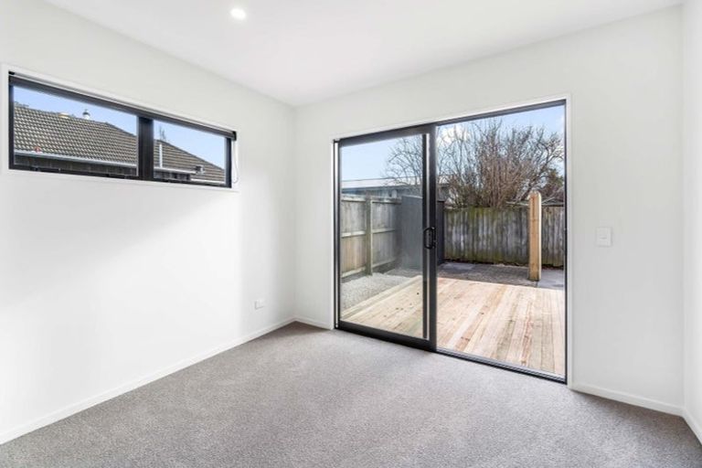 Photo of property in 21 Quinns Road, Shirley, Christchurch, 8013