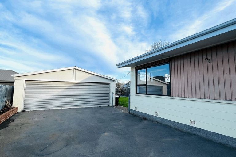 Photo of property in 450a Greers Road, Bishopdale, Christchurch, 8053
