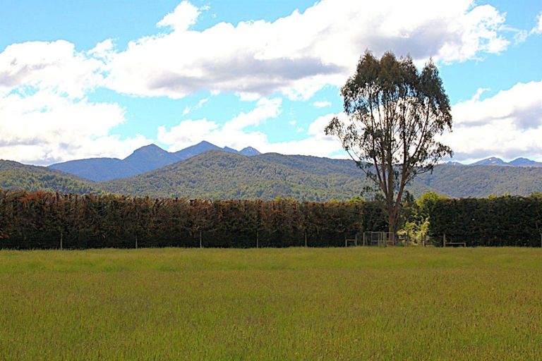 Photo of property in 24 Mount York Road, Te Anau, 9679