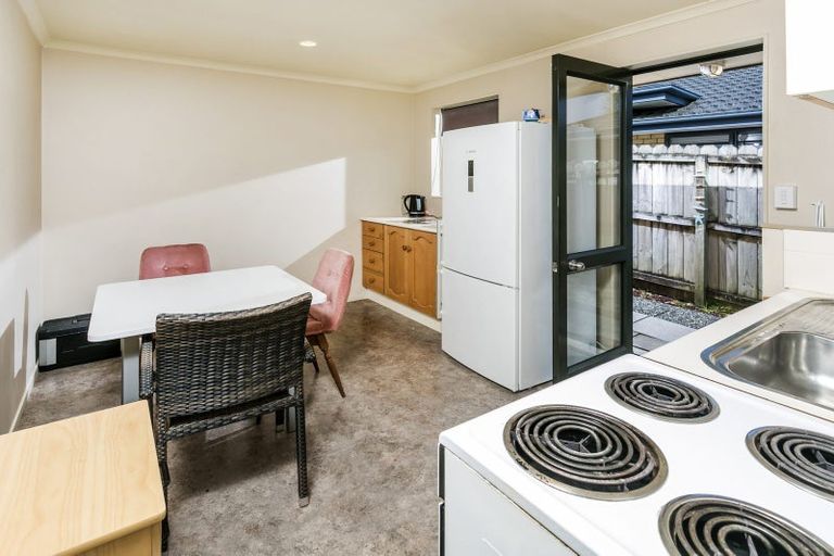 Photo of property in 100 Greenhithe Road, Greenhithe, Auckland, 0632