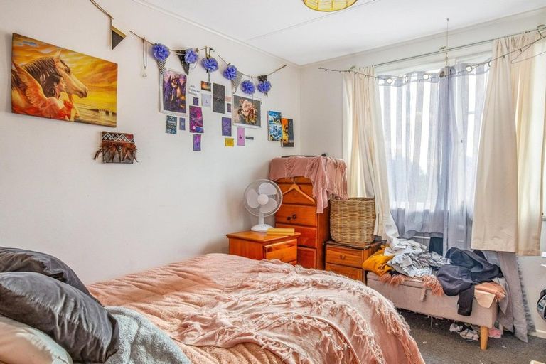 Photo of property in 108 Arahura Crescent, Waitangirua, Porirua, 5024