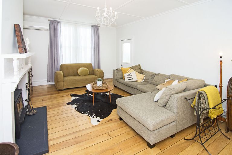 Photo of property in 64 Lincoln Road, Masterton, 5810