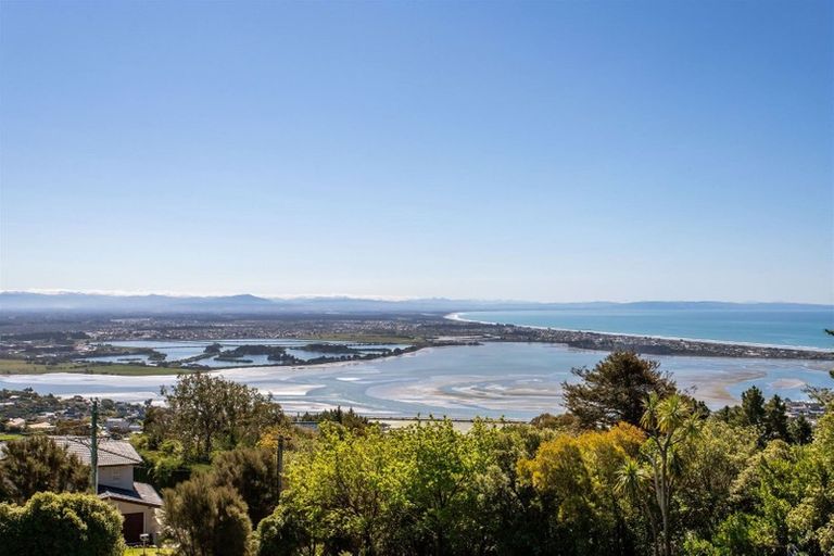 Photo of property in 165 Moncks Spur Road, Mount Pleasant, Christchurch, 8081