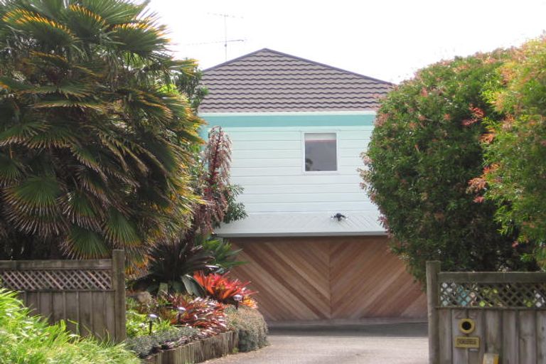 Photo of property in 29 Park Rise, Campbells Bay, Auckland, 0630
