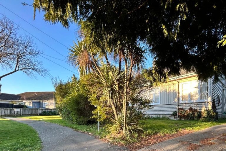 Photo of property in 54 Riley Crescent, Woolston, Christchurch, 8023