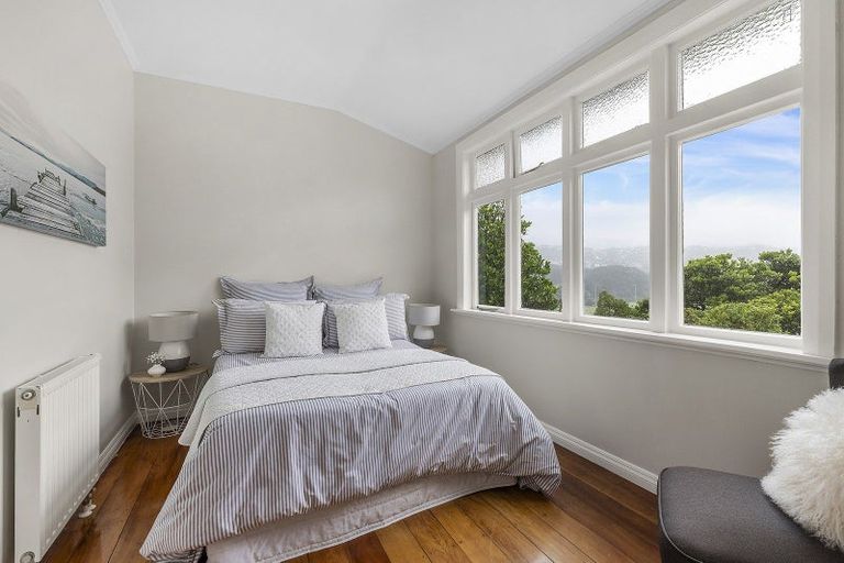 Photo of property in 12 Jackson Street, Island Bay, Wellington, 6023