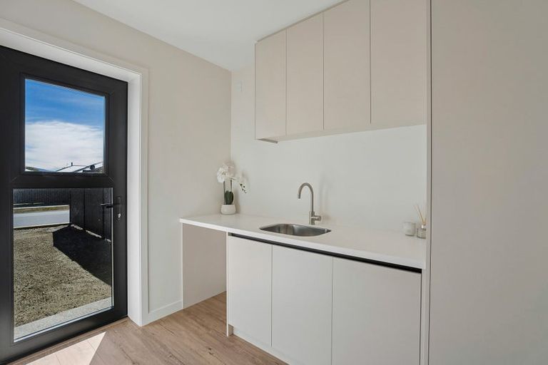 Photo of property in 8 Woods Crescent, Cromwell, 9310