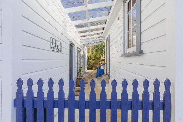 Photo of property in 5 Sydney Street, Takapau, 4203