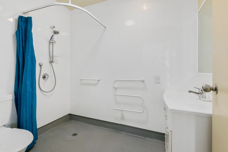 Photo of property in 15/36 Growers Lane, Mangere East, Auckland, 2024