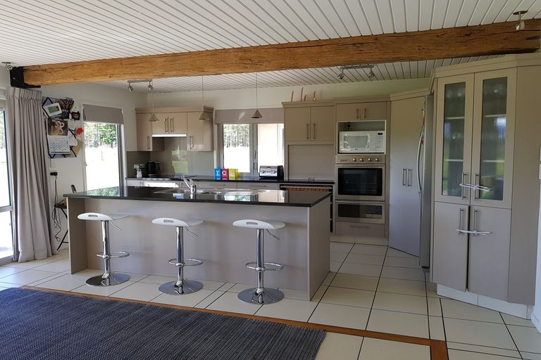 Photo of property in 380 Letts Gully Road, Letts Gully, Alexandra, 9393