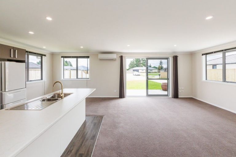 Photo of property in 35 Oldfield Lane, Marton, 4710