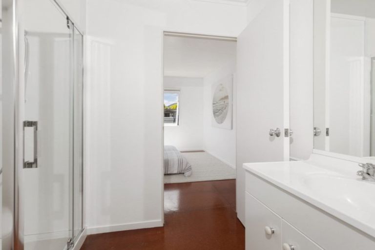 Photo of property in 10 Point Wells Road, Point Wells, Warkworth, 0986